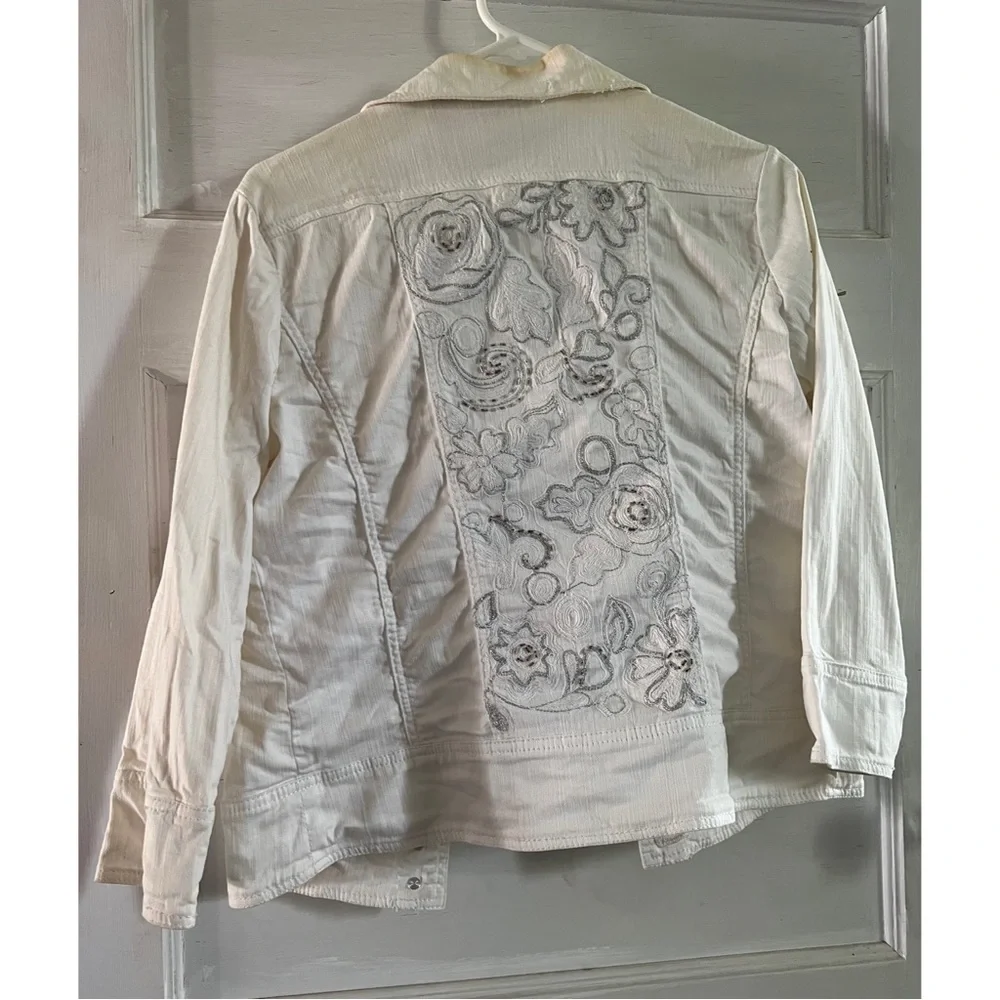 Chico's Platinum Y2K White Denim Jacket with Beaded Detailing - Picture 7 of 9